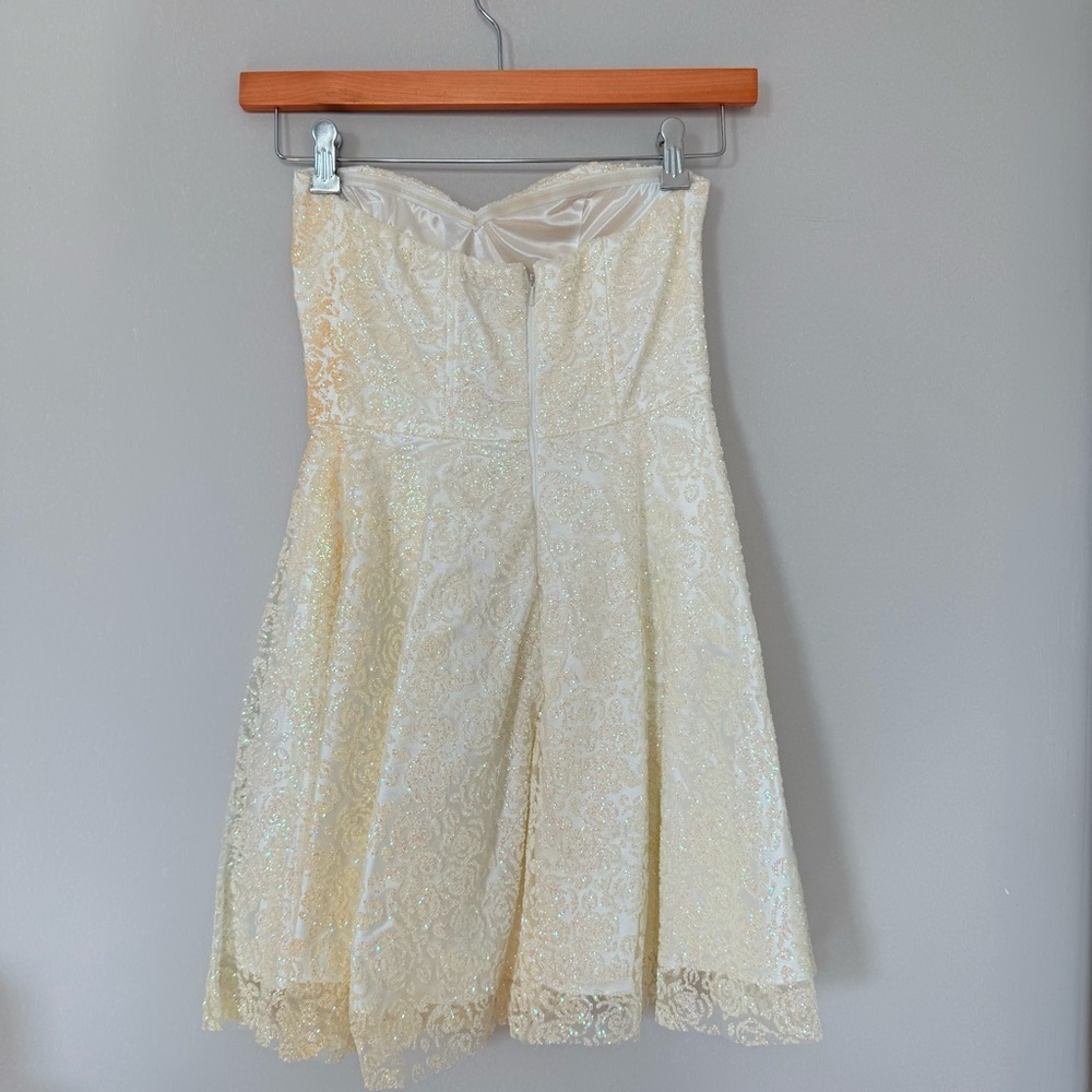 Shimmering Cream Sequin strapless Dress size S - Picture 5 of 11